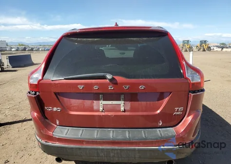 2011 Volvo Xc60 T6 z USA, uszkodzony, nr VIN YV4902DZXB2175193